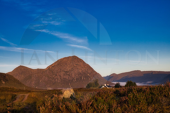 Buachaille Etive Mòr towering above Black Rock Cottage