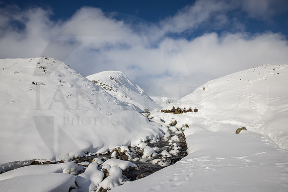 Winter Loch Skeen, The Tail burn