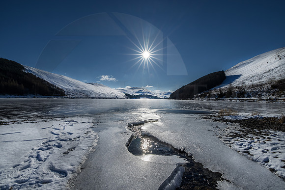 Frozen Loch Of The Lowes